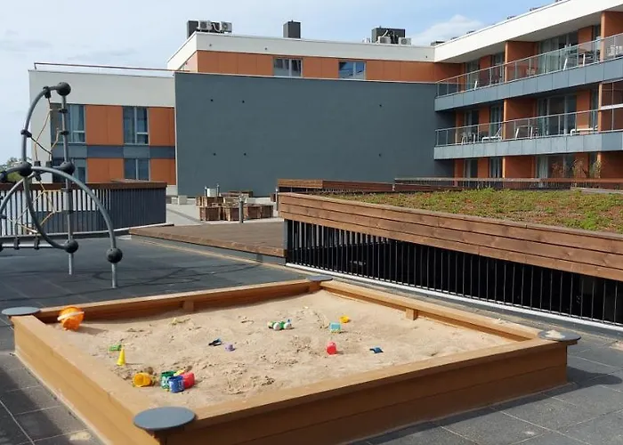 Ringi Rannakivi Residents With Private Parking *